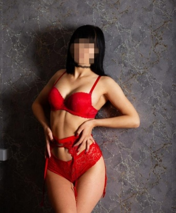 Зоя, 23 года, 2 размер груди